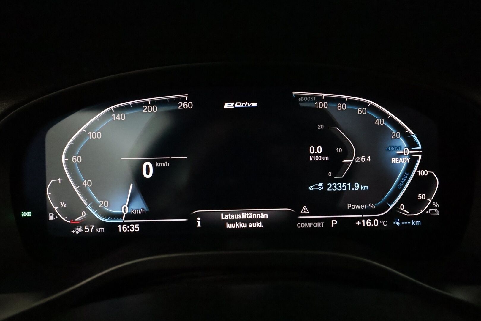 BMW X3 2020 G01 xDrive 30e A Business xLine ** 1.om Suomi-auto / P-Kamera / Sporttipenkit / Koukku / Vakkari / Navi / Puolinahat - 3,99 % KORKOTARJOUS TÄHÄN AUTOON - 
