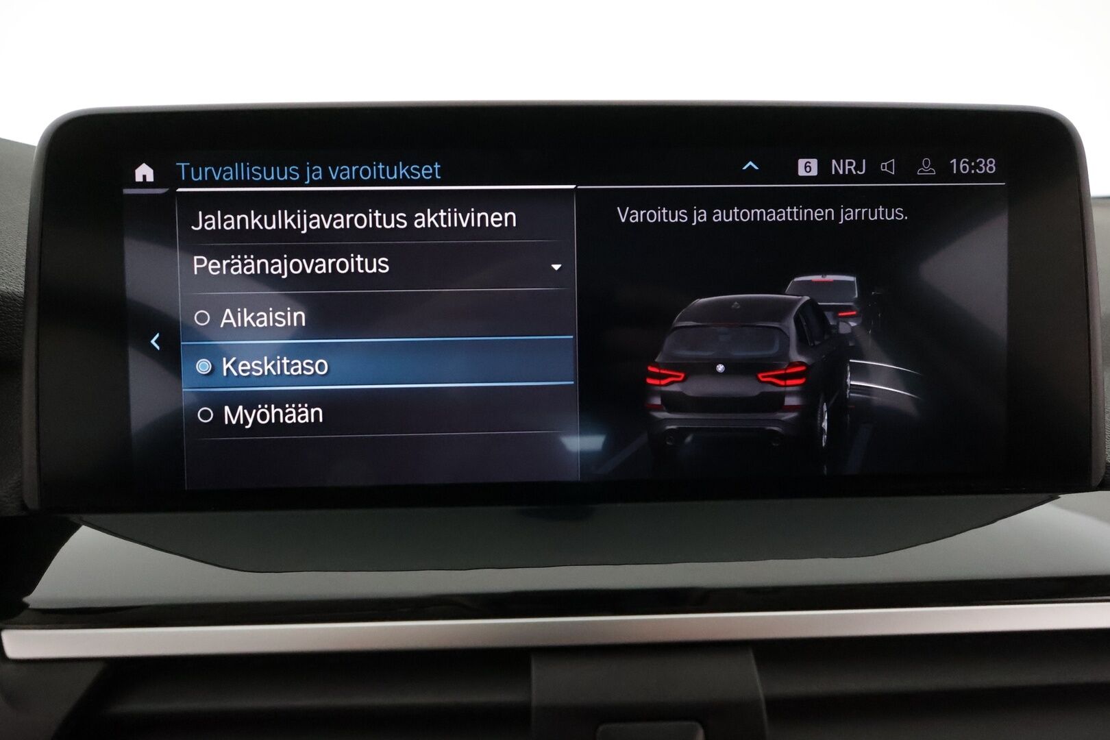 BMW X3 2020 G01 xDrive 30e A Business xLine ** 1.om Suomi-auto / P-Kamera / Sporttipenkit / Koukku / Vakkari / Navi / Puolinahat - 3,99 % KORKOTARJOUS TÄHÄN AUTOON - 