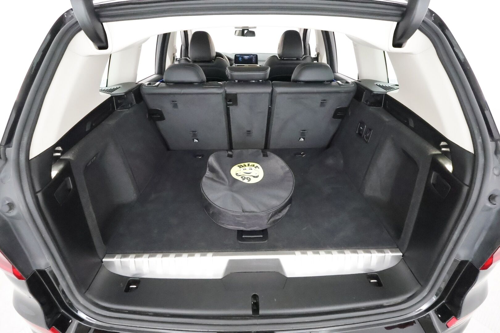 BMW X3 2020 G01 xDrive 30e A Business xLine ** 1.om Suomi-auto / P-Kamera / Sporttipenkit / Koukku / Vakkari / Navi / Puolinahat - 3,99 % KORKOTARJOUS TÄHÄN AUTOON - 