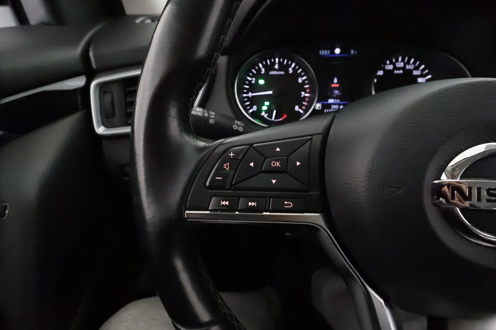 Nissan Qashqai 2020 DIG-T 160 Acenta 2WD DCT MY19 NEDC-BT *Suomi-auto / Vakkari / P.kamera / Apple&Android / Penkinlämmittimet* - Kahdet renkaat aluvanteilla