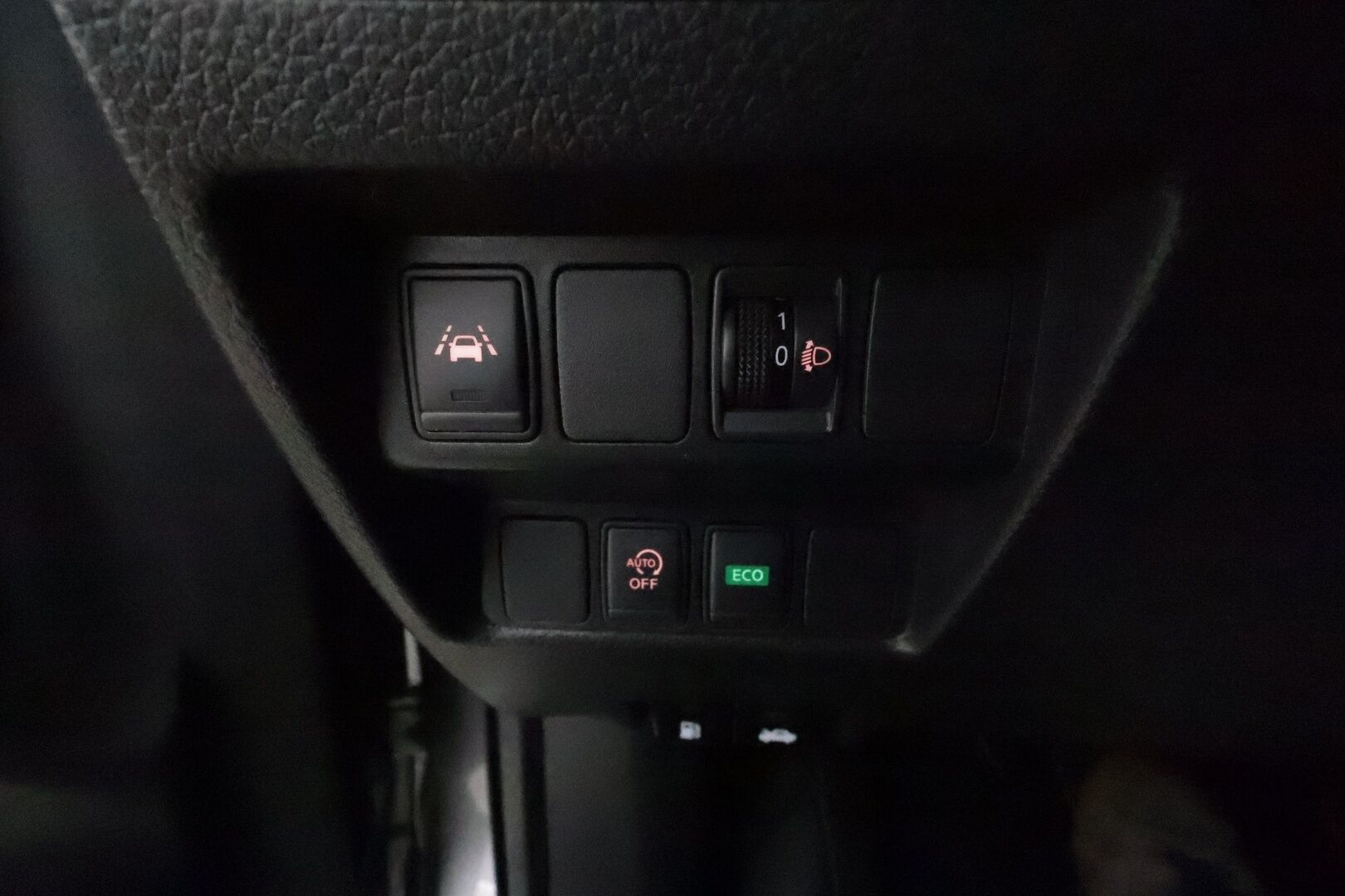 Nissan Qashqai 2020 DIG-T 160 Acenta 2WD DCT MY19 NEDC-BT *Suomi-auto / Vakkari / P.kamera / Apple&Android / Penkinlämmittimet* - Kahdet renkaat aluvanteilla