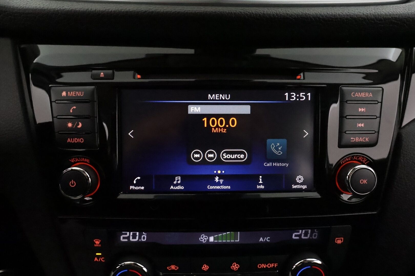 Nissan Qashqai 2020 DIG-T 160 Acenta 2WD DCT MY19 NEDC-BT *Suomi-auto / Vakkari / P.kamera / Apple&Android / Penkinlämmittimet* - Kahdet renkaat aluvanteilla