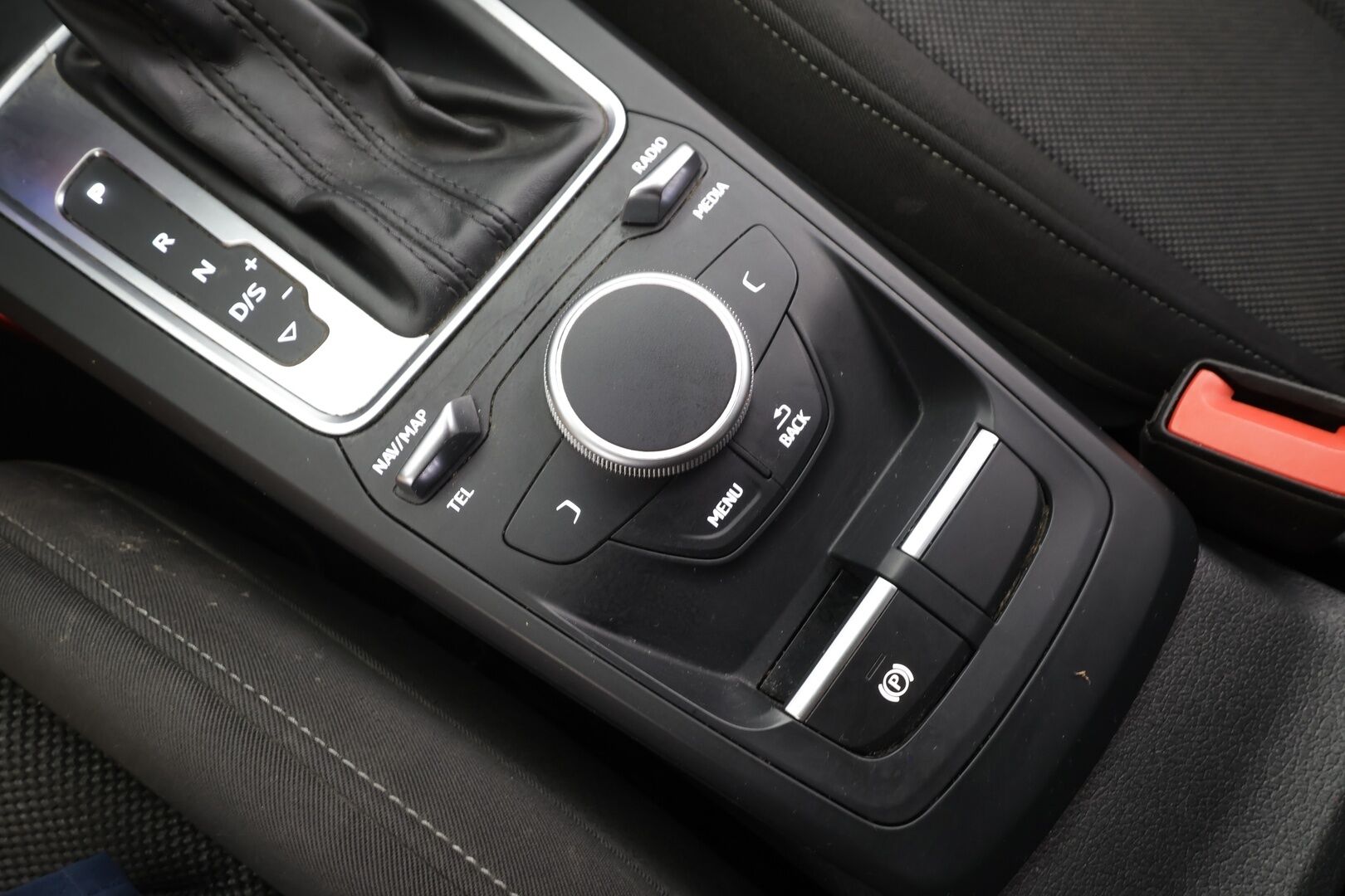 Audi Q2 2018 1,4 TFSI COD 110 kW S tronic - | ACC | Koukku | P.Tutkat | LED | Apple&Android | Kahdet Renkaat