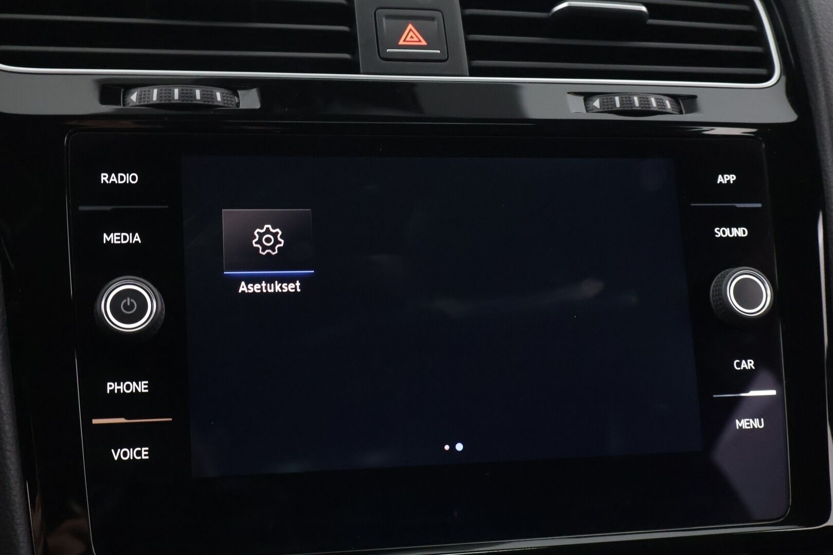 Volkswagen Golf 2018 GTE Plug-In Hybrid 150 kW (204 hv) DSG-automaatti *Adapt. vakkari / Webasto / BLIS / Parkkitutkat / CarPlay & Android Auto* - 2x renkaat alkuperäisillä vanteilla / Jakohihna juuri vaihdettu / Siistikuntoinen yksilö