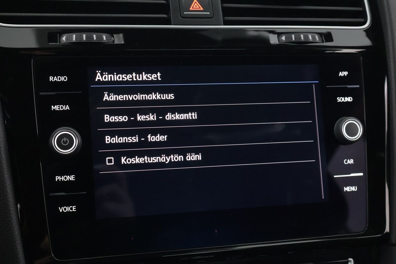 Volkswagen Golf 2018 GTE Plug-In Hybrid 150 kW (204 hv) DSG-automaatti *Adapt. vakkari / Webasto / BLIS / Parkkitutkat / CarPlay & Android Auto* - 2x renkaat alkuperäisillä vanteilla / Jakohihna juuri vaihdettu / Siistikuntoinen yksilö