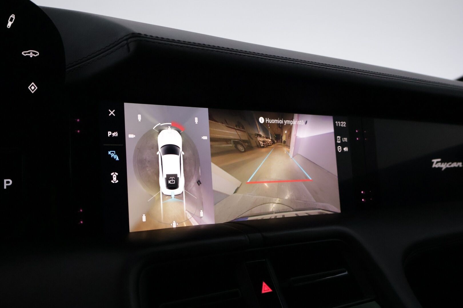 Porsche Taycan 2021 4S *ACC / Lämpöpumppu / Matkustajan näyttö / 14-suunt.ist. / Bose / Ilma-alusta / InnoDrive / Hiilikuitupaketti* - Hyvät Hankook kitkat / 2x Renkaat / Upea 1-omisteinen Suomi-auto!