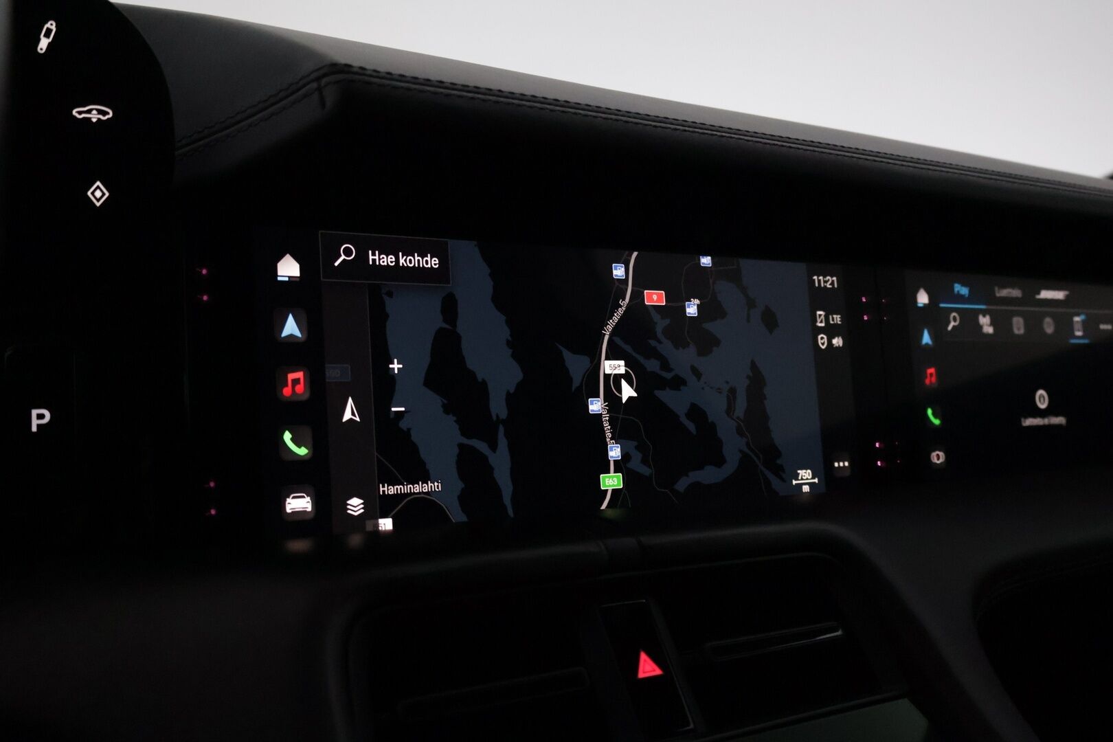 Porsche Taycan 2021 4S *ACC / Lämpöpumppu / Matkustajan näyttö / 14-suunt.ist. / Bose / Ilma-alusta / InnoDrive / Hiilikuitupaketti* - Hyvät Hankook kitkat / 2x Renkaat / Upea 1-omisteinen Suomi-auto!