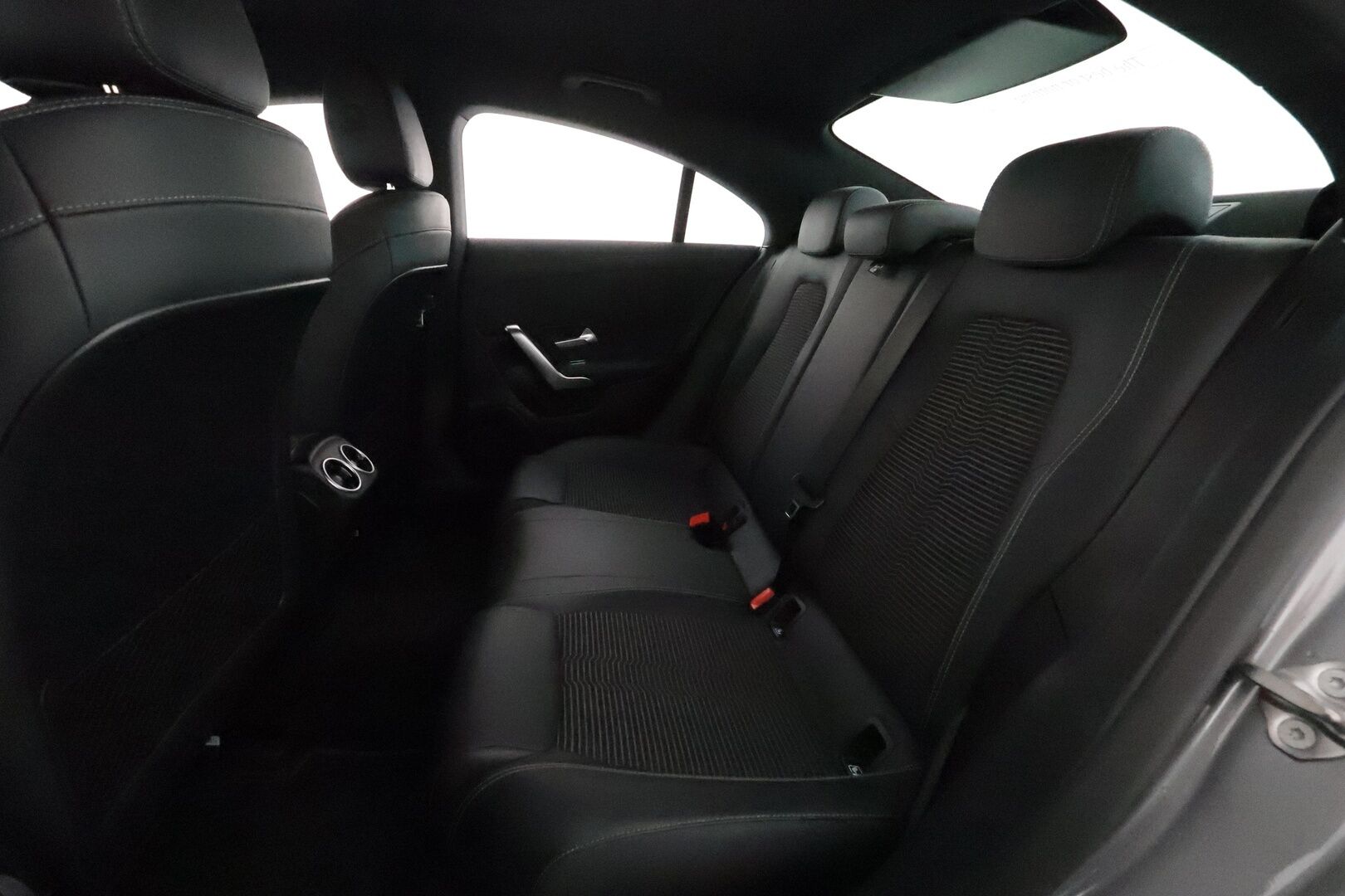 Mercedes-Benz CLA 2020 220 4MATIC A Business Progressive *Widescreen / Navi / Kaistavahti / Sporttipenkit / LED High Performance / Lohko / P.kamera* - Suomi-auto / 2x vanteet