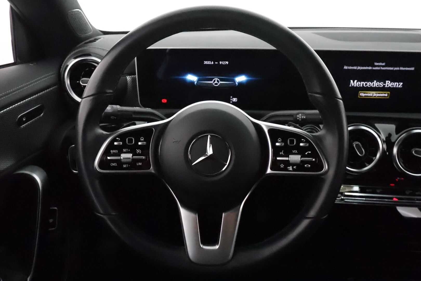 Mercedes-Benz CLA 2020 220 4MATIC A Business Progressive *Widescreen / Navi / Kaistavahti / Sporttipenkit / LED High Performance / Lohko / P.kamera* - Suomi-auto / 2x vanteet - HULLU BLACKWEEK KORKOTARJOUS 2,49%