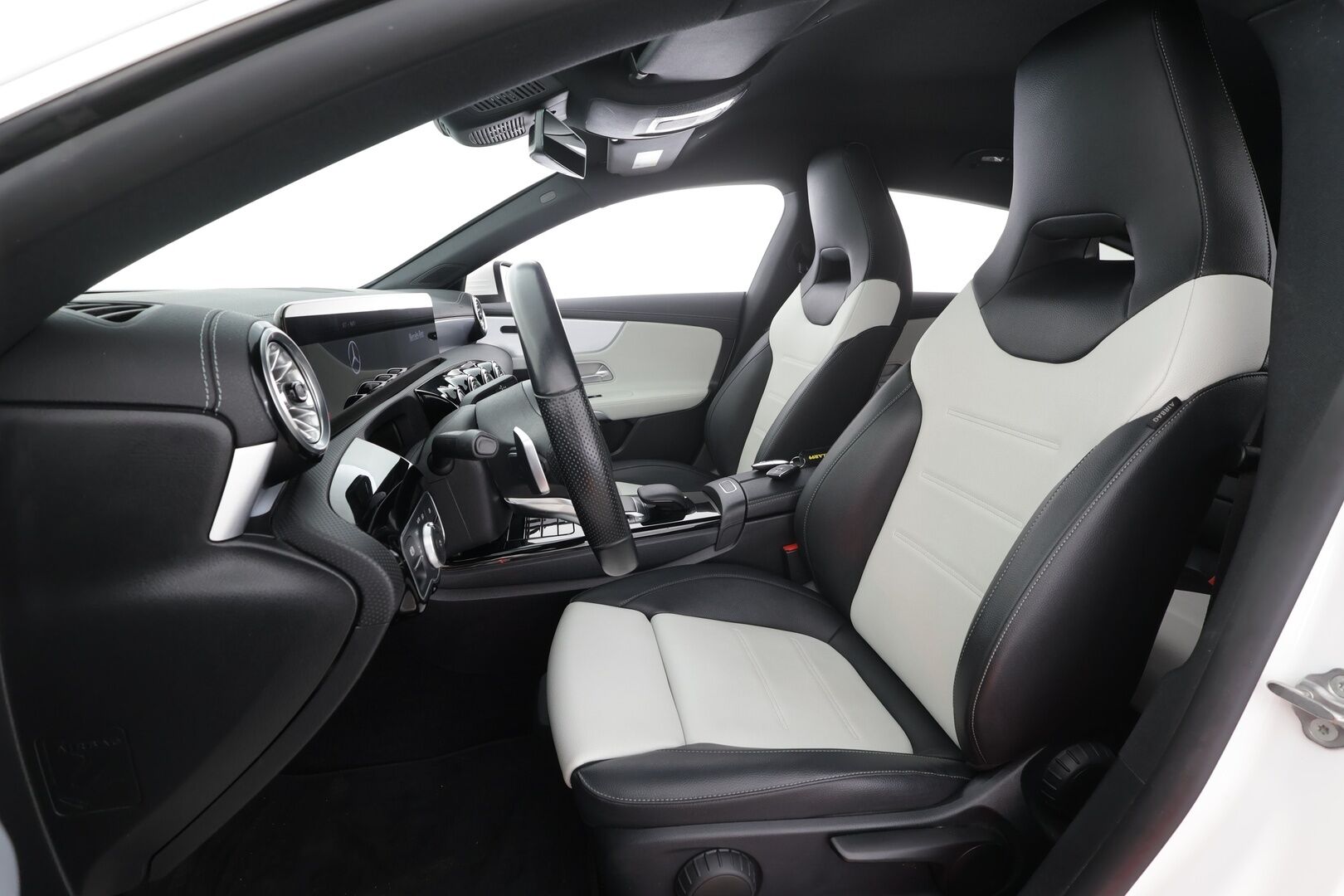 Mercedes-Benz CLA 2022 200 d 4MATIC A Shooting Brake Business AMG * Distronic / Webasto / Widescreen / Nahat / P.Kamera / Koukku / LED / Keyless * - 1-om Suomi-auto / Kahdet renkaat aluvanteilla - HULLUT AVAJAISHULINAT KORKOTARJOUS 3,29 %