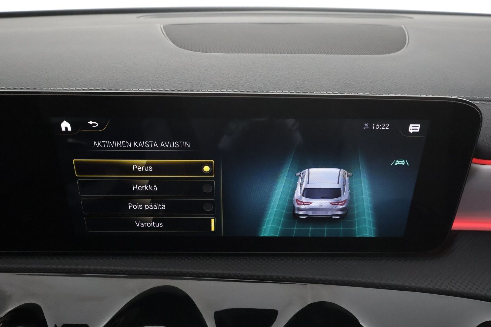 Mercedes-Benz CLA 2022 200 d 4MATIC A Shooting Brake Business AMG * Distronic / Webasto / Widescreen / Nahat / P.Kamera / Koukku / LED / Keyless * - 1-om Suomi-auto / Kahdet renkaat aluvanteilla