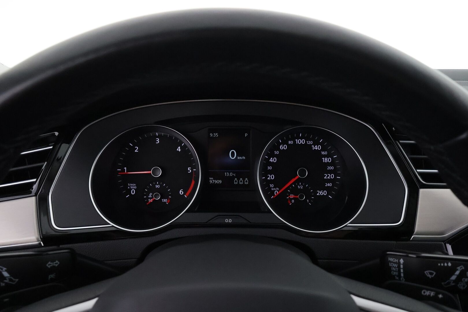 Volkswagen Passat 2022 Variant R-Line 2,0 TDI EVO SCR 110 kW DSG * ACC / Webasto / Koukku / IQ-Light / P.Kamera / Hierova Muistipenkki * - 1.Om suomi-auto / Kahdet Renkaat / Huippu varusteet - HULLUT AVAJAISHULINAT KORKOTARJOUS 3,29 %