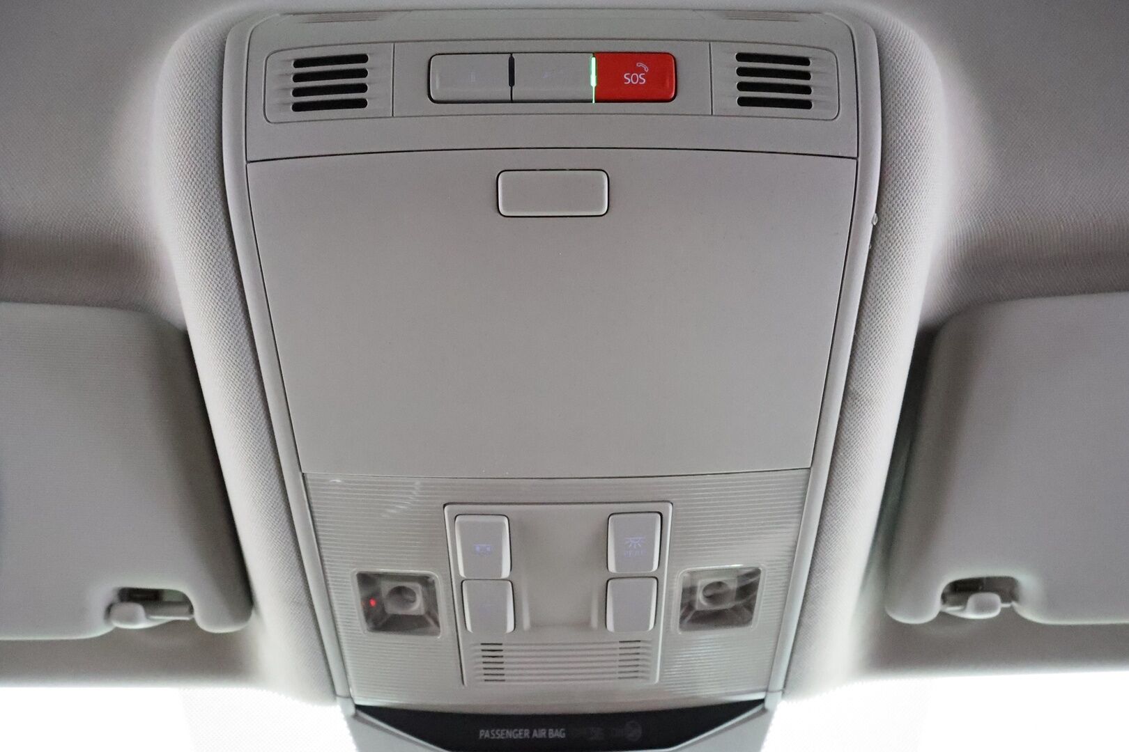 Volkswagen Passat 2022 Variant R-Line 2,0 TDI EVO SCR 110 kW DSG * ACC / Webasto / Koukku / IQ-Light / P.Kamera / Hierova Muistipenkki * - 1.Om suomi-auto / Kahdet Renkaat / Huippu varusteet - HULLUT AVAJAISHULINAT KORKOTARJOUS 3,29 %