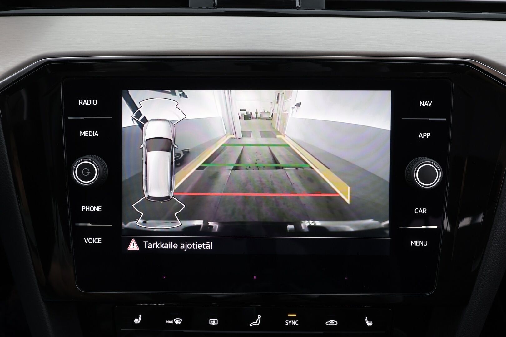 Volkswagen Passat 2022 Variant R-Line Business 2,0 TDI EVO SCR 110 kW DSG *Webasto / Koukku / ACC / Matrix-LED / Kamera / Navi / Keyless* - 1-om Suomi-auto / Kahdet renkaat / Seuraava huolto 05/2026