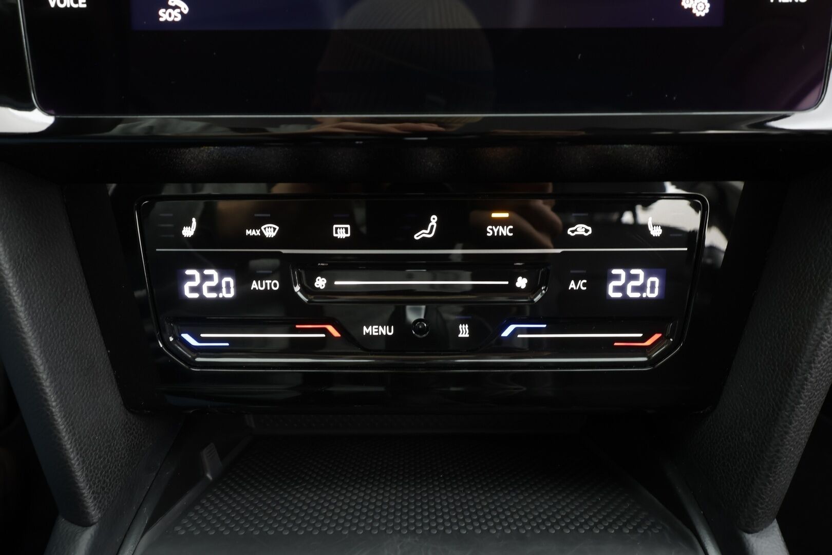 Volkswagen Passat 2022 Variant R-Line Business 2,0 TDI EVO SCR 110 kW DSG *Webasto / Koukku / ACC / Matrix-LED / Kamera / Navi / Keyless* - 1-om Suomi-auto / Kahdet renkaat / Seuraava huolto 05/2026