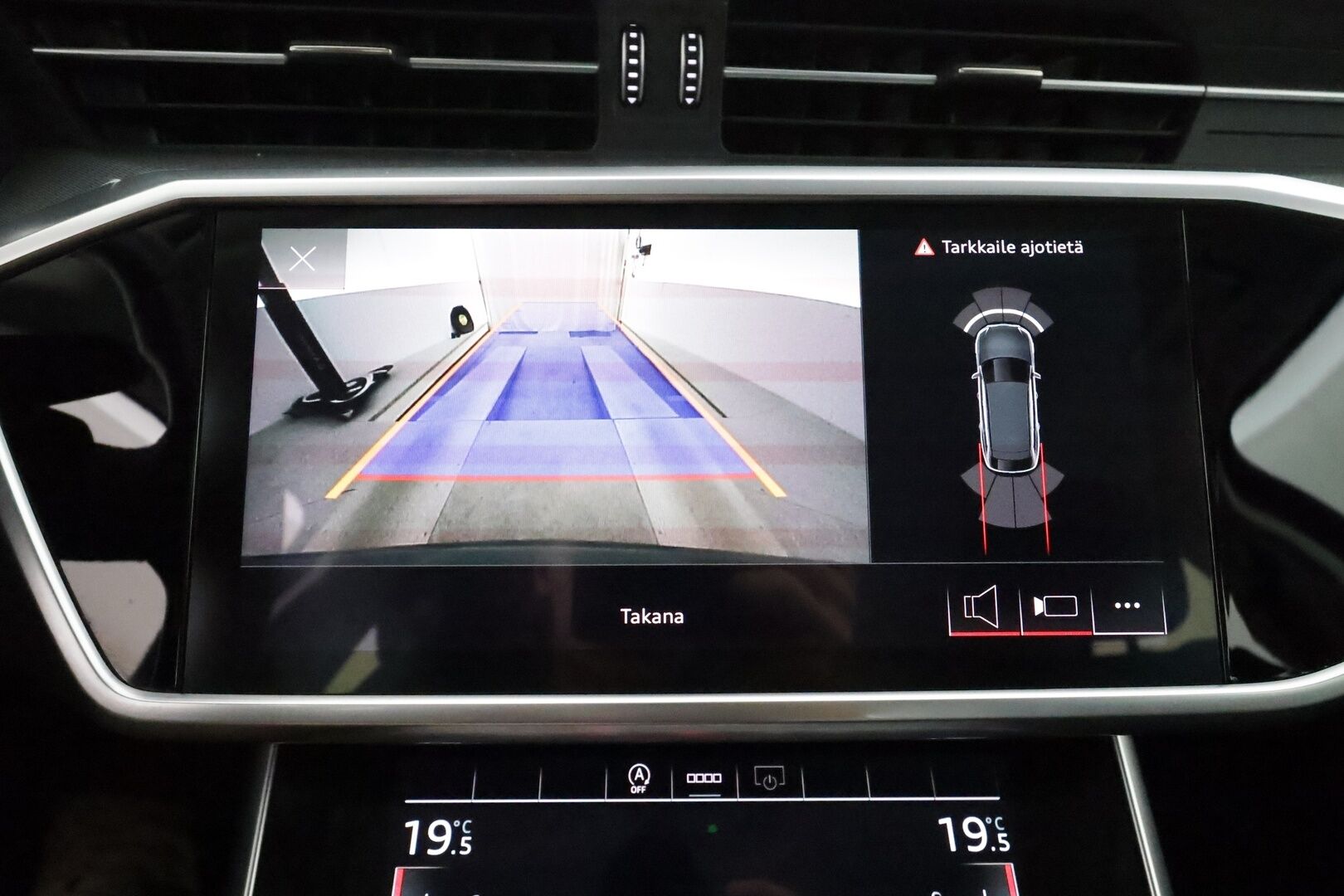 Audi A6 2022 Avant Business 40 TDI MHEV quattro S tronic ** Webasto / Adapt.Vakkari / Matrix-LED / P.Kamera / Sporttipenkit / Navi ** - 2-Omisteinen Suomi-auto / Kahdet Renkaat