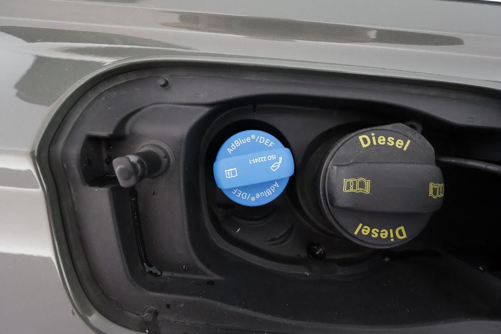 Audi A6 2022 Avant Business 40 TDI MHEV quattro S tronic ** Webasto / Adapt.Vakkari / Matrix-LED / P.Kamera / Sporttipenkit / Navi ** - 2-Omisteinen Suomi-auto / Kahdet Renkaat