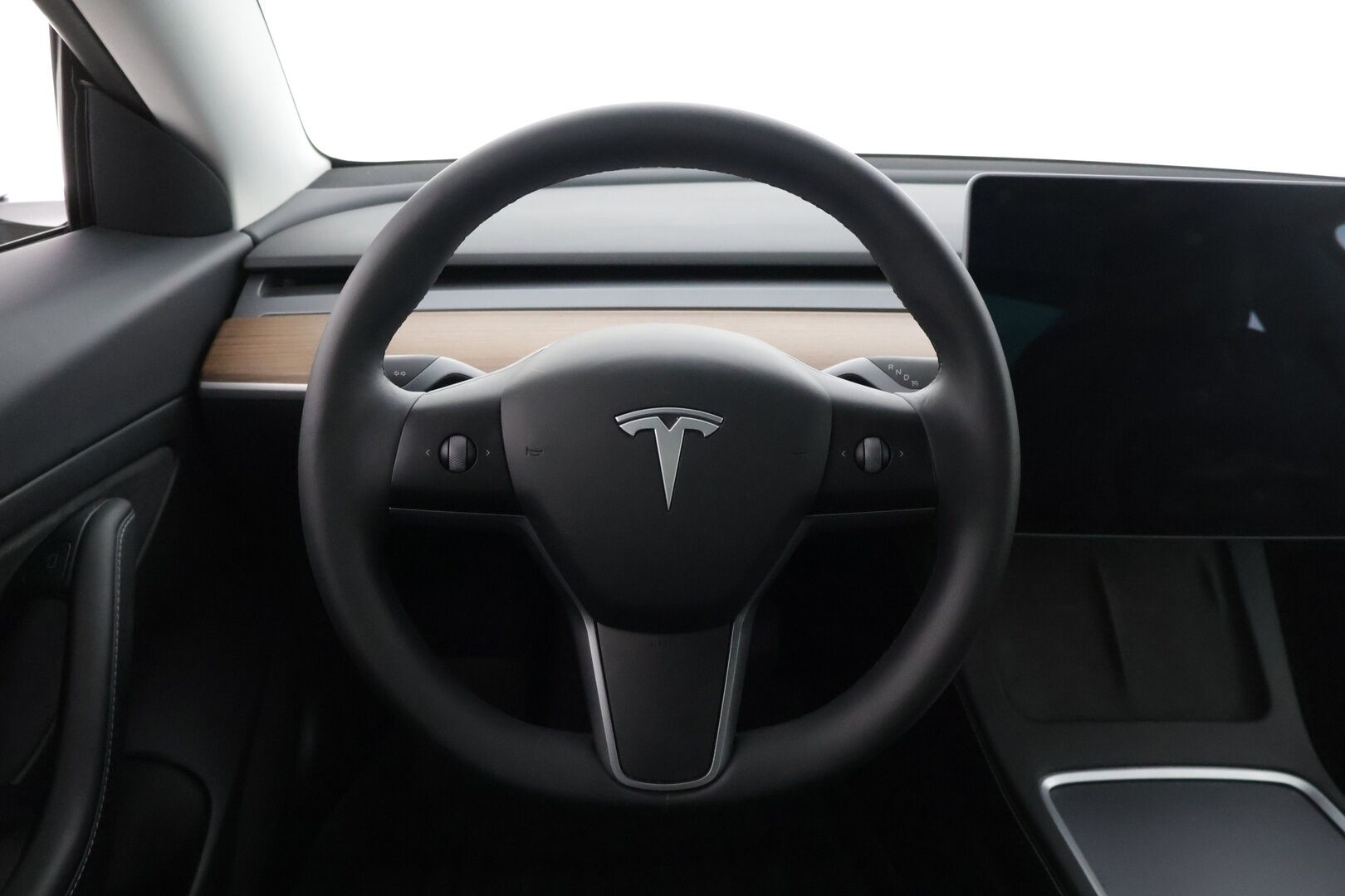 Tesla Model 3 2021 Standard Range Plus * Autopilot / Premium Audio / Panorama / P.kamera / Kaistavahti / Navi / ILP / * - Siisti Tesla super pienillä kilometreillä!