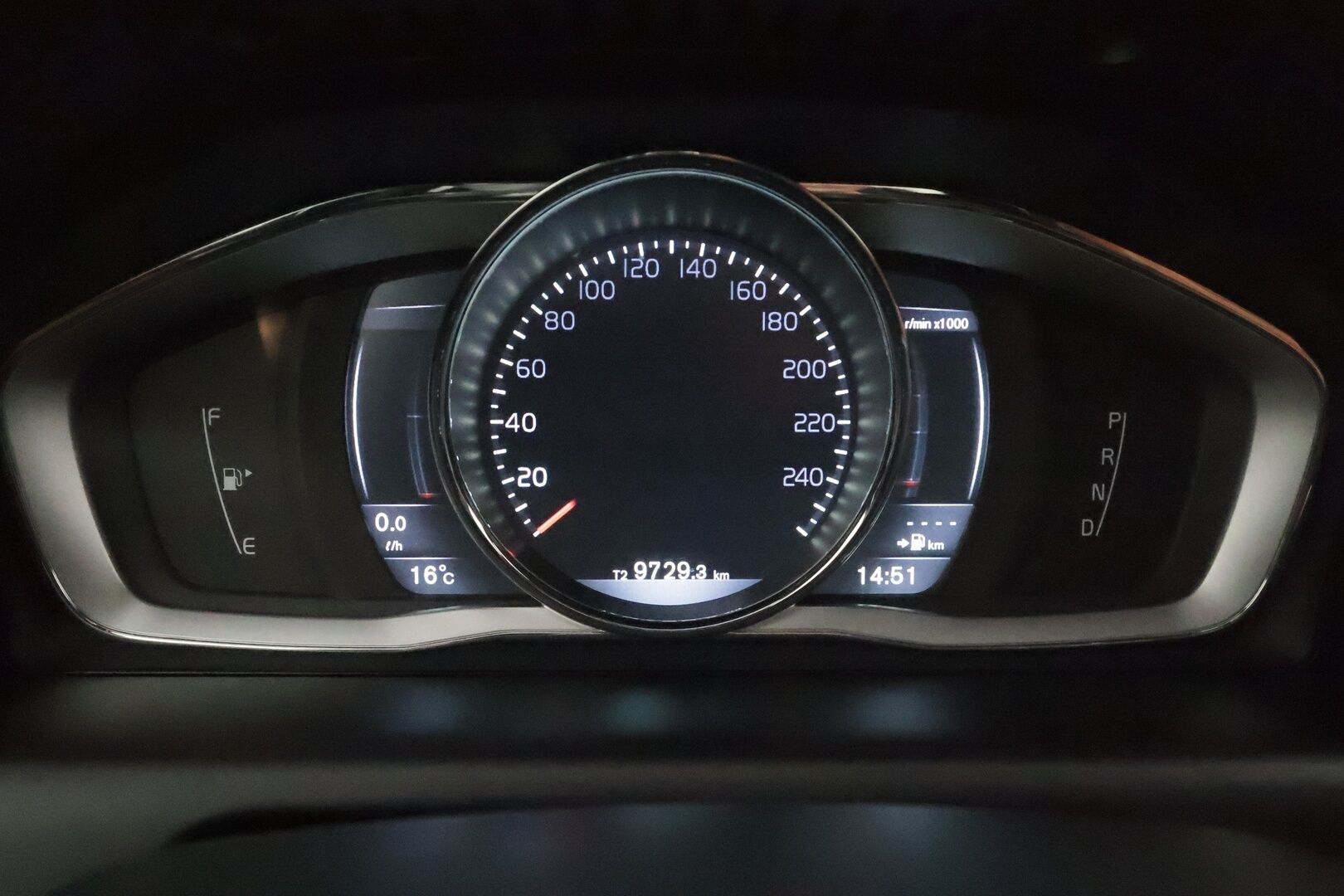 Volvo XC60 2016 D4 AWD Summum aut **Facelift / Adapt. vakkari / Panorama / Webasto / Koukku / P.kamera / Keyless / Muistipenkki**