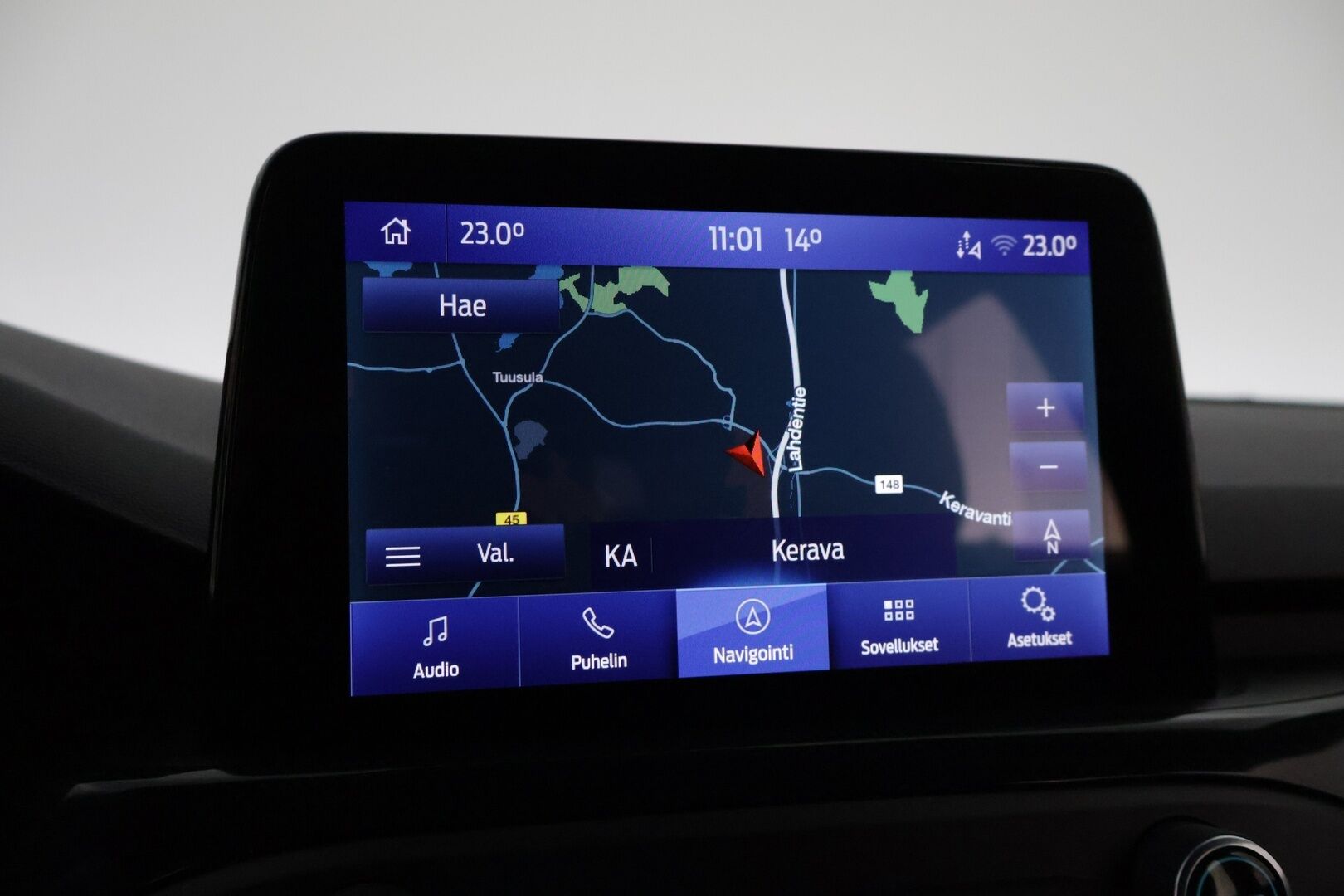 Ford Focus 2022 1,0 EcoBoost 125hv A8 ST-Line Wagon *Suomi-auto / Webasto / Navi / Digimittaristo / P.Kamera / Koukku* - Kahdet renkaat ja vanteet!