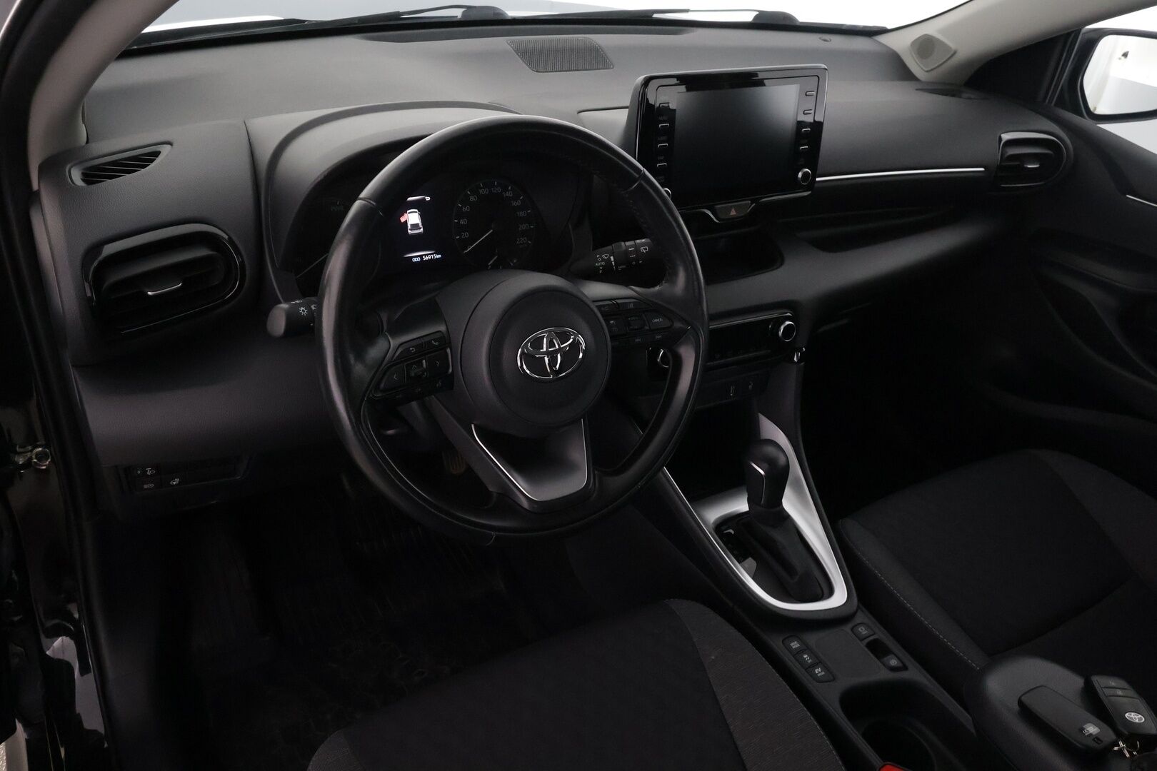 Toyota Yaris 2022 1,5 Hybrid Active - | ACC | Lohko | P.Kamera | Ratinlämmitys | Navi | Apple&Android | Suomi-auto | Kahdet Renkaat |