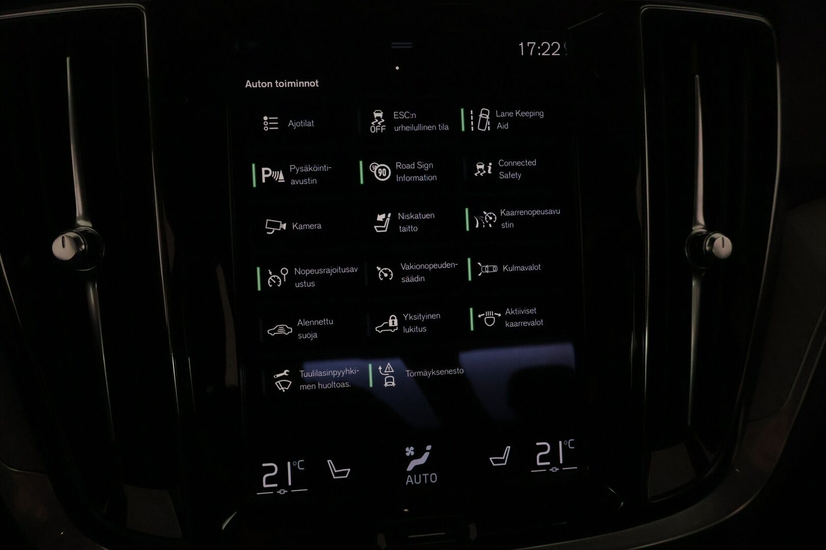 Volvo S60 2022 B5 MHEV Business Inscription Edition aut - 2.Om Suomi-auto | Merkkihuollettu | ACC | Webasto | P.kamera | Navi | Muistipenkki | Carplay | Koukku | 2x renkaat