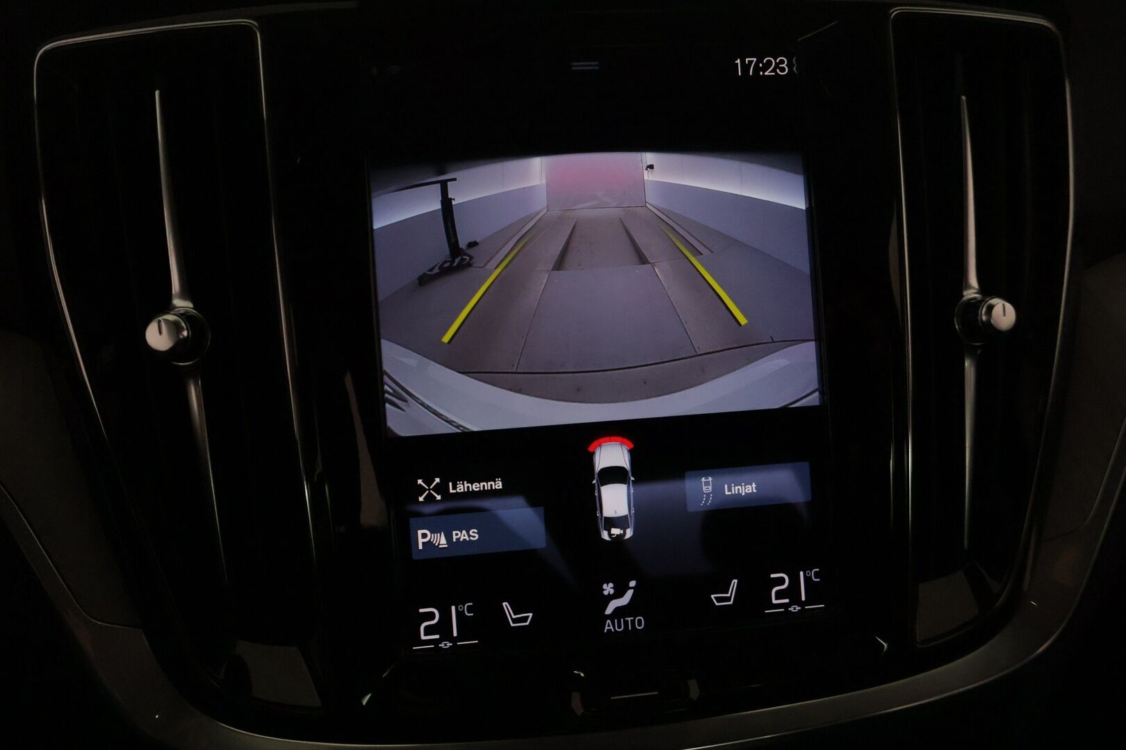 Volvo S60 2022 B5 MHEV Business Inscription Edition aut - 2.Om Suomi-auto | Merkkihuollettu | ACC | Webasto | P.kamera | Navi | Muistipenkki | Carplay | Koukku | 2x renkaat