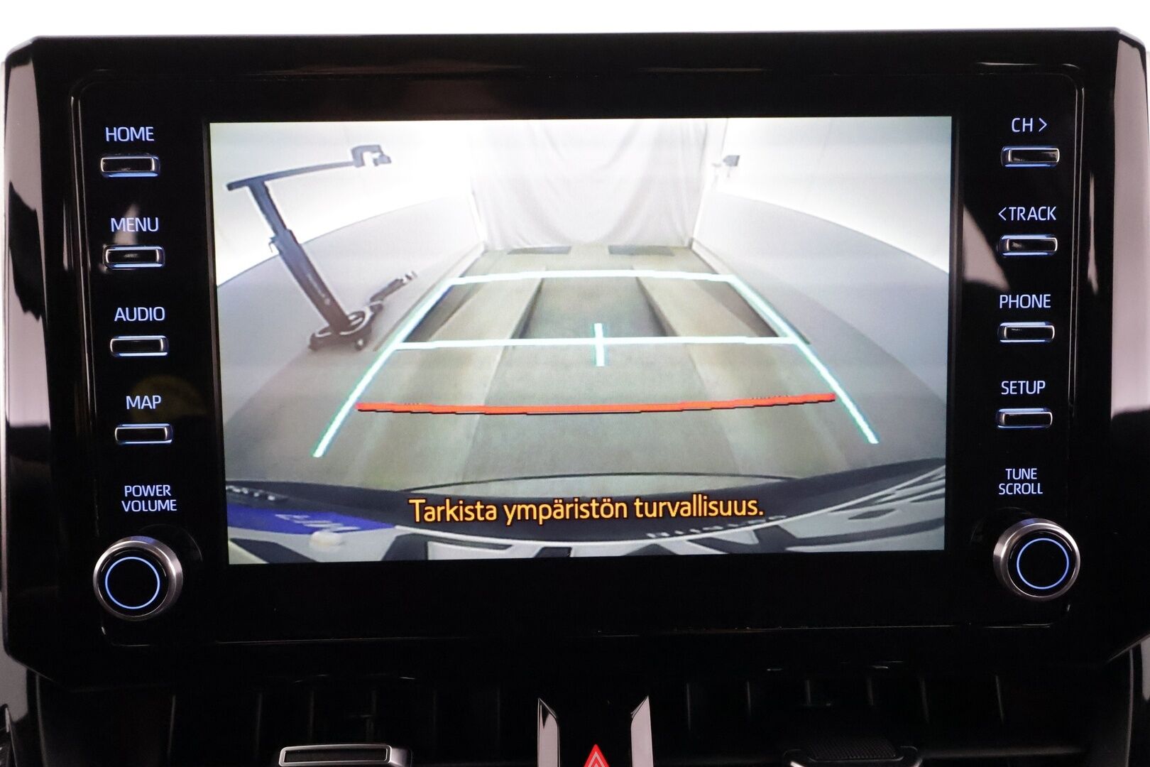 Toyota Corolla 2020 Touring Sports 2,0 Hybrid Active * ACC / P.kamera / LED / Navi / Lohkolämmitin / Koukku / KeylessGo * - Suomi-auto / Kahdet renkaat aluvanteilla / Merkkihuollettu - HULLU BLACKWEEK KORKOTARJOUS 2,49%