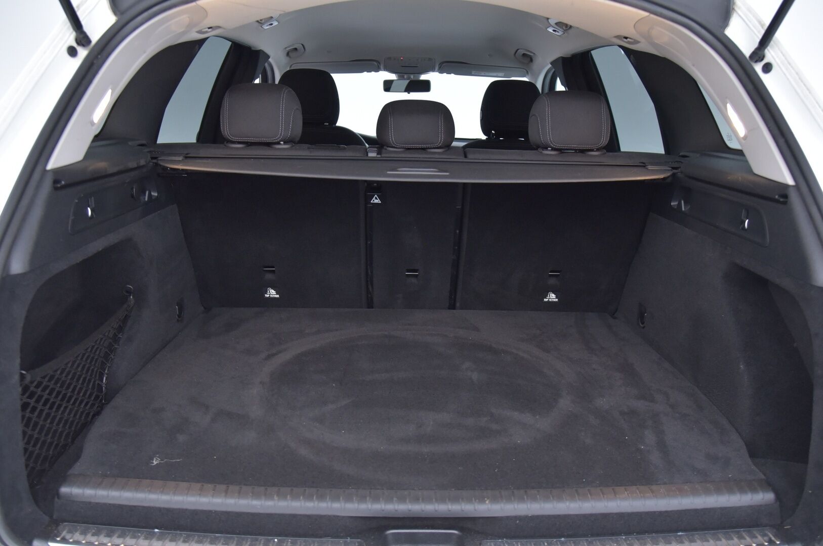 Mercedes-Benz GLC 2020 300 e 4MATIC A Business EQ Power  / Adapt. vakkari / Peruutuskamera / Facelift / Sähkökontti / Ledit - 3,99 % KORKOTARJOUS TÄHÄN AUTOON - 1-omisteinen / Suomiauto / Huippuvarusteet / ALV /  / Kahdet hyvät renkaat!