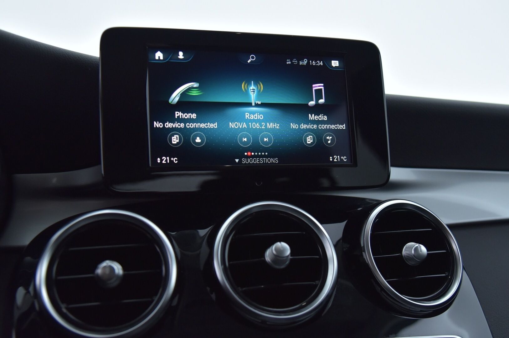 Mercedes-Benz GLC 2020 300 e 4MATIC A Business EQ Power  / Adapt. vakkari / Peruutuskamera / Facelift / Sähkökontti / Ledit - 3,99 % KORKOTARJOUS TÄHÄN AUTOON - 1-omisteinen / Suomiauto / Huippuvarusteet / ALV /  / Kahdet hyvät renkaat!