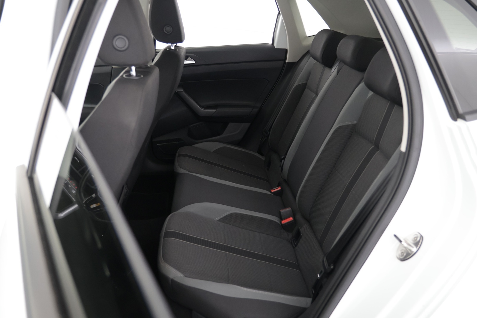 Volkswagen Polo 2020 R-Line 1,0 TSI 70 kW DSG-automaatti - | P-kamera | ACC | Digimittaristo | 