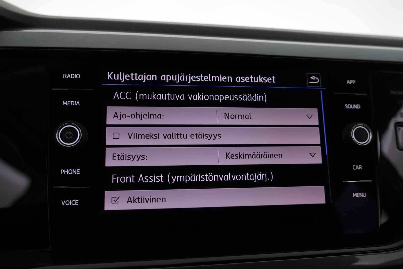 Volkswagen Polo 2020 R-Line 1,0 TSI 70 kW DSG-automaatti - | P-kamera | ACC | Digimittaristo | 