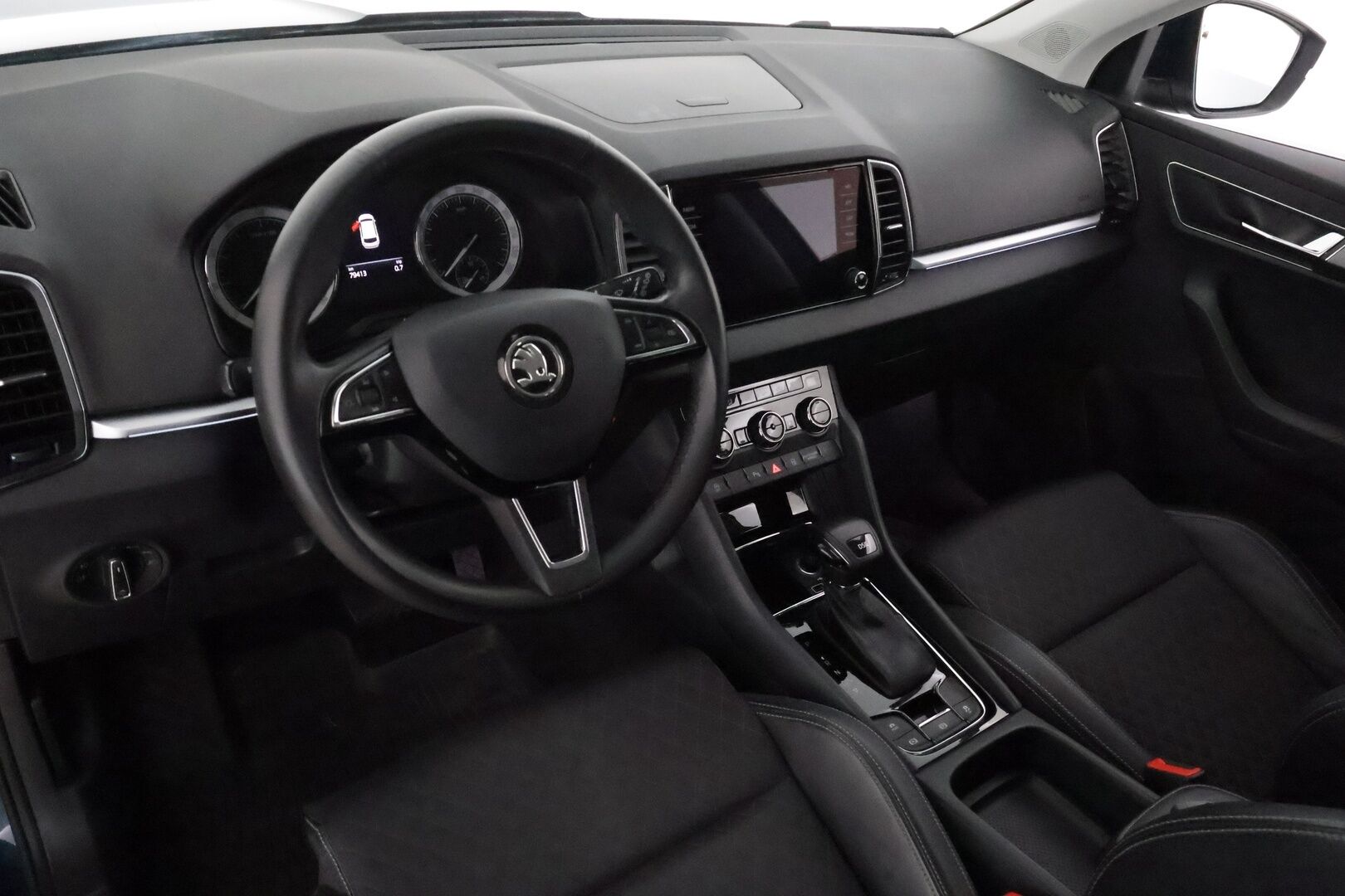 Skoda Karoq 2020 1,5 TSI Style BusinessLine DSG **Webasto / Adapt.Vakkari / LED-valot / Muistipenkki / Navi / Kaistavahti / Keyless** - 1-om Suomi-auto / Kahdet Renkaat / Merkkihuollettu!