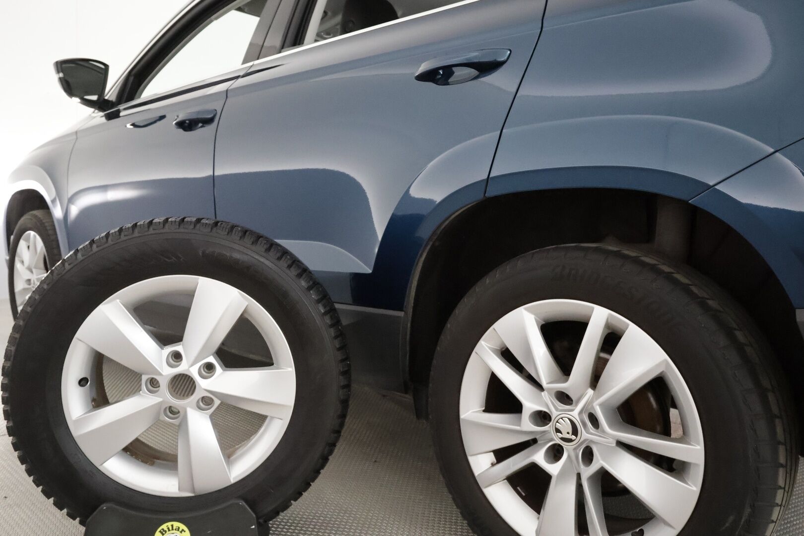 Skoda Karoq 2020 1,5 TSI Style BusinessLine DSG **Webasto / Adapt.Vakkari / LED-valot / Muistipenkki / Navi / Kaistavahti / Keyless** - 1-om Suomi-auto / Kahdet Renkaat / Merkkihuollettu!