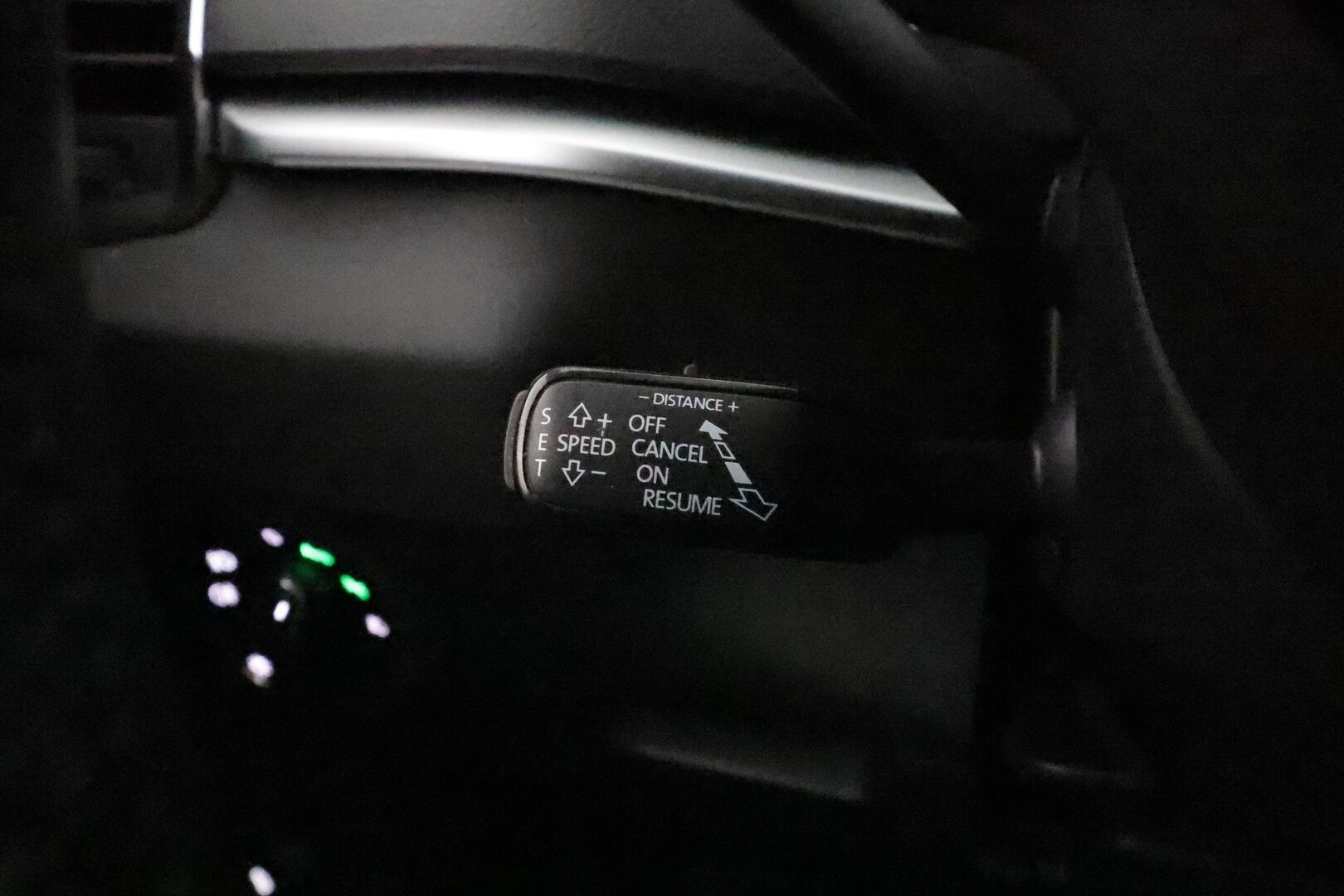 Skoda Karoq 2020 1,5 TSI Style BusinessLine DSG **Webasto / Adapt.Vakkari / LED-valot / Muistipenkki / Navi / Kaistavahti / Keyless** - 1-om Suomi-auto / Kahdet Renkaat / Merkkihuollettu!