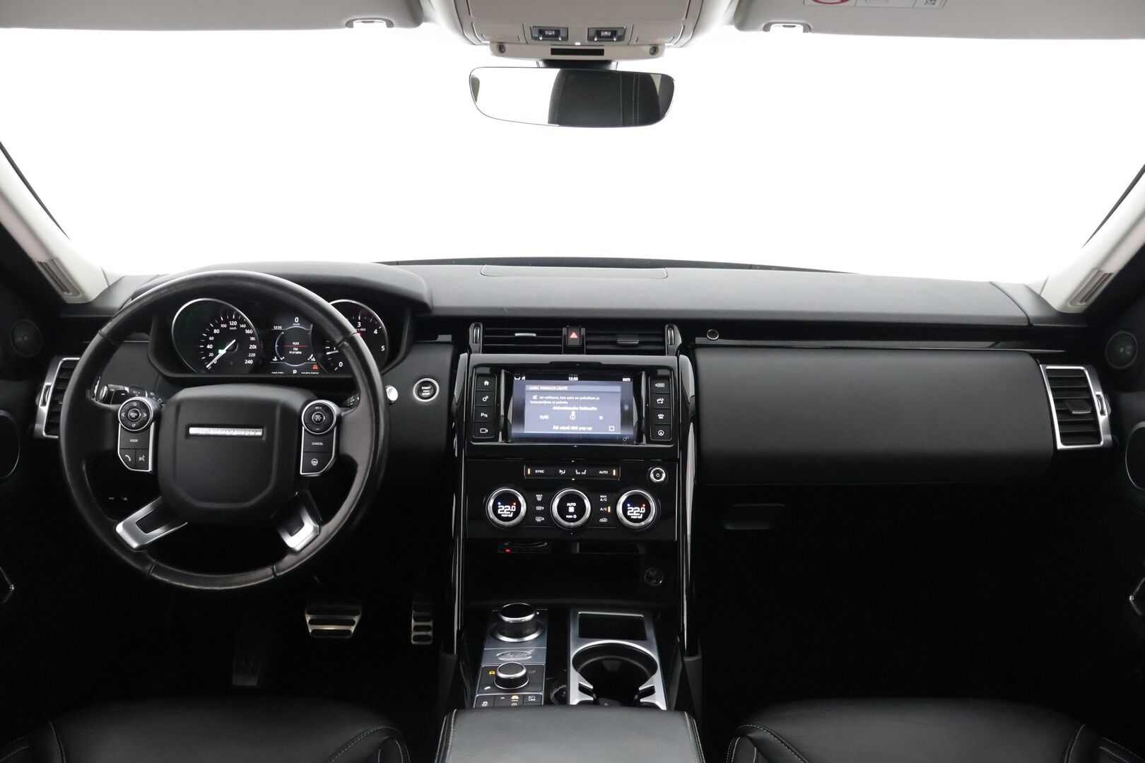 Land Rover Discovery 2017 2,0 Td4 SE Aut * 7-P / Nahkasisusta / P-Kamera / Panorama / Vetokoukku * - HULLUT AVAJAISHULINAT KORKOTARJOUS 3,29 %