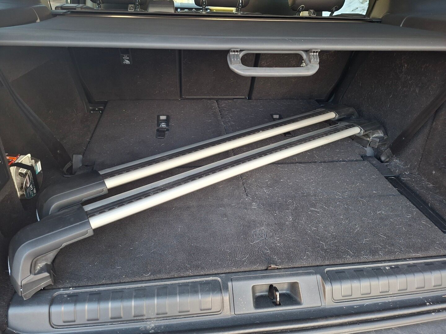 Land Rover Discovery 2017 2,0 Td4 SE Aut * YritysOutlet - Myydään vain yrityksille / Nahkasisusta / Panorama / Vetokoukku * - YritysOutlet - Myydään vain yrityksille / Leimaa 06/2027 / Heti ajoon! / 7-paikkainen 