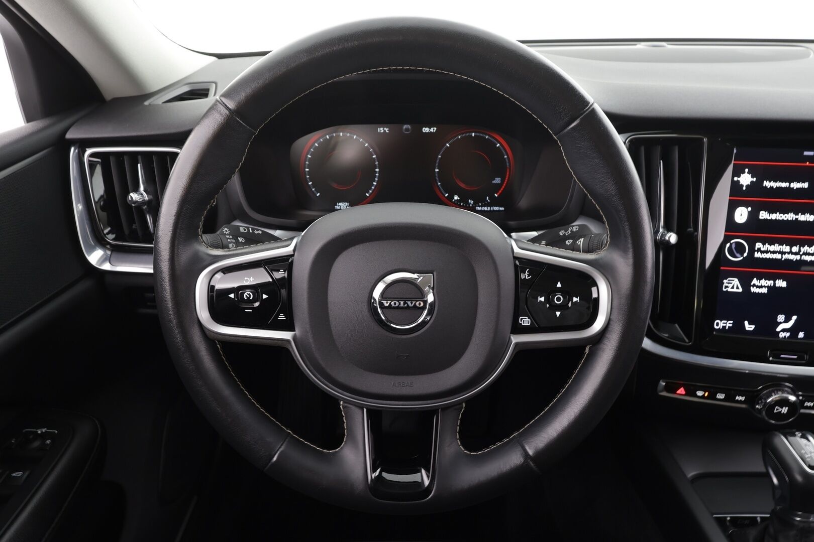 Volvo V60 2020 D3 AWD Business aut * Webasto / Koukku / ACC / LED / P.tutka / Navi / Kaistavahti / Keyless * - Suomi-auto / Kahdet renkaat / Merkkihuollot - HULLUT BLACKWEEK JATKOT - KORKOTARJOUS 2,49%