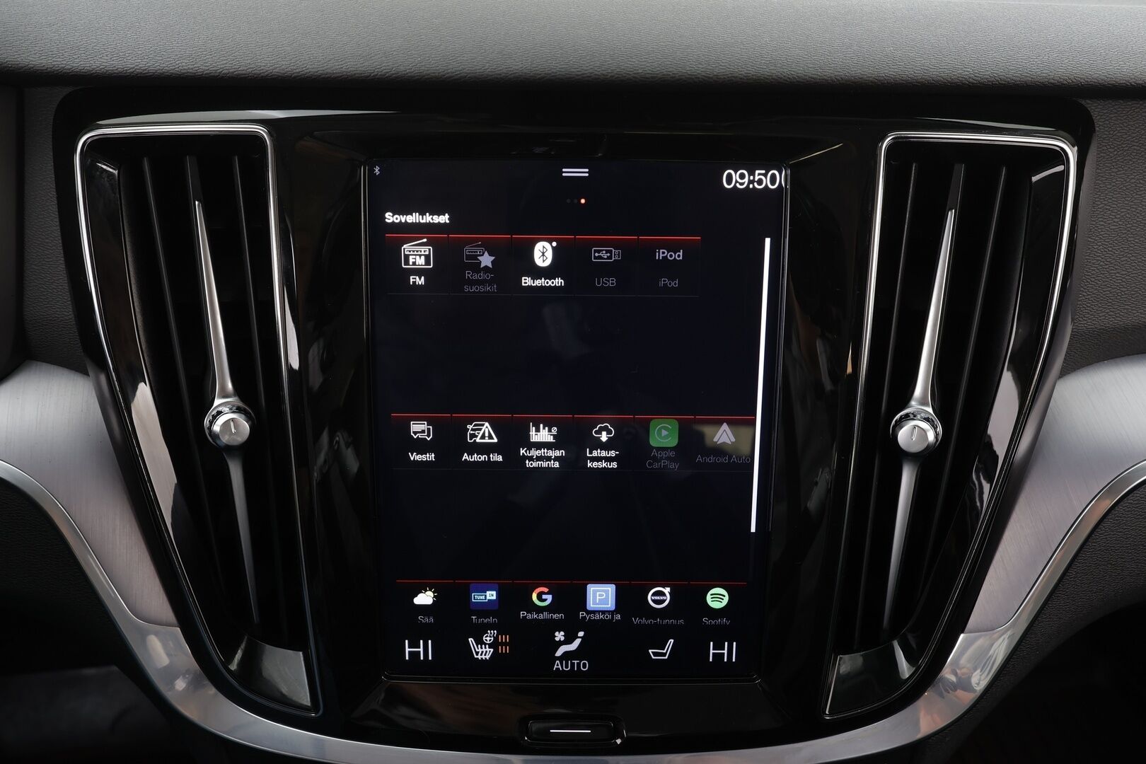 Volvo V60 2020 D3 AWD Business aut * Webasto / Koukku / ACC / LED / P.tutka / Navi / Kaistavahti / Keyless * - Suomi-auto / Kahdet renkaat / Merkkihuollot - HULLUT BLACKWEEK JATKOT - KORKOTARJOUS 2,49%