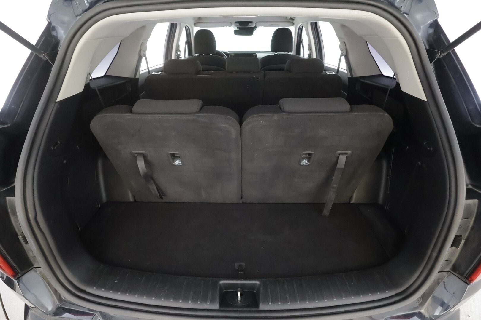 Kia Sorento 2021 1,6 T-GDI Hybrid AWD Business AT 7P - | ACC | HDA | Sähköpenkki | LED | P.kamera | Lämm. ratti | Apple & Android | Keyless | Digimittaristo | 2x renkaat aluin | Suomiauto | 