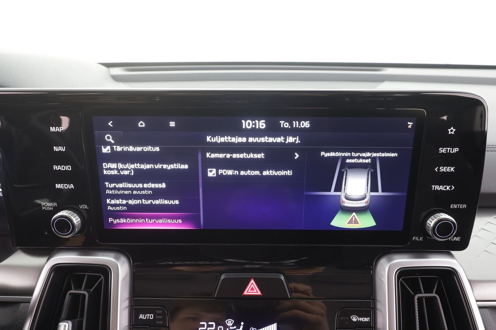 Kia Sorento 2021 1,6 T-GDI Hybrid AWD Business AT 7P - | ACC | HDA | Sähköpenkki | LED | P.kamera | Lämm. ratti | Apple & Android | Keyless | Digimittaristo | 2x renkaat aluin | Suomiauto | 