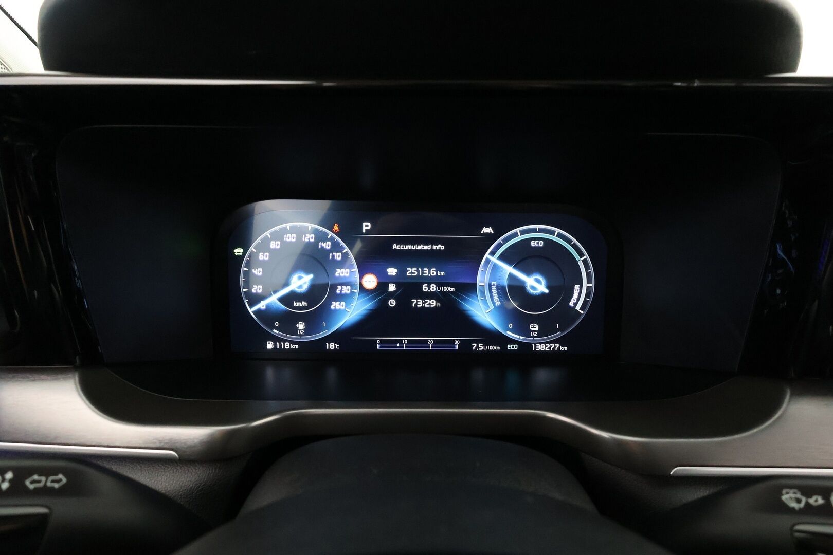 Kia Sorento 2020 1,6 T-GDI Hybrid AWD Business Premium AT 7P **Adapt.vakkari / Sähköpenkit / P.kamera / Nahkasisusta / Apple&Android / TULOSSA - 3,99 % KORKOTARJOUS TÄHÄN AUTOON - 