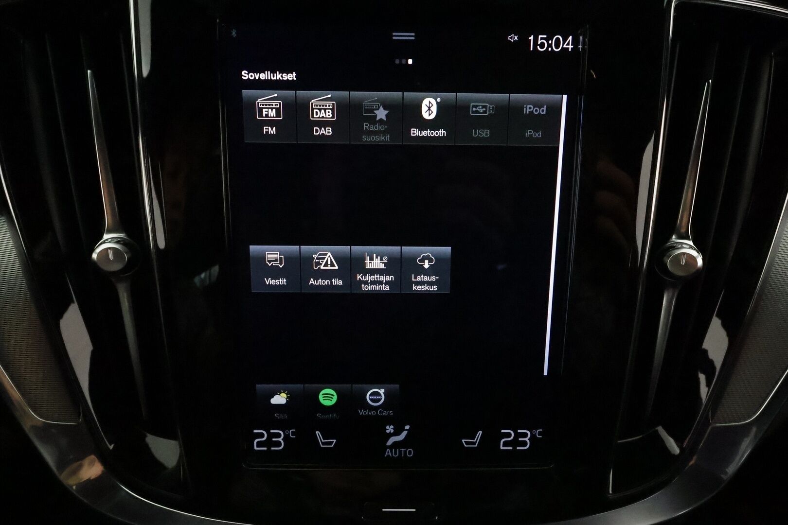 Volvo S60 2021 T8 TwE AWD Business R-Design aut *ACC / Muistipenkki / BLIS / Navi / LED / Webasto / Sporttipenkit / P.kamera* - Suomi-auto / Kahdet renkaat aluvanteilla / Merkkihuollettu