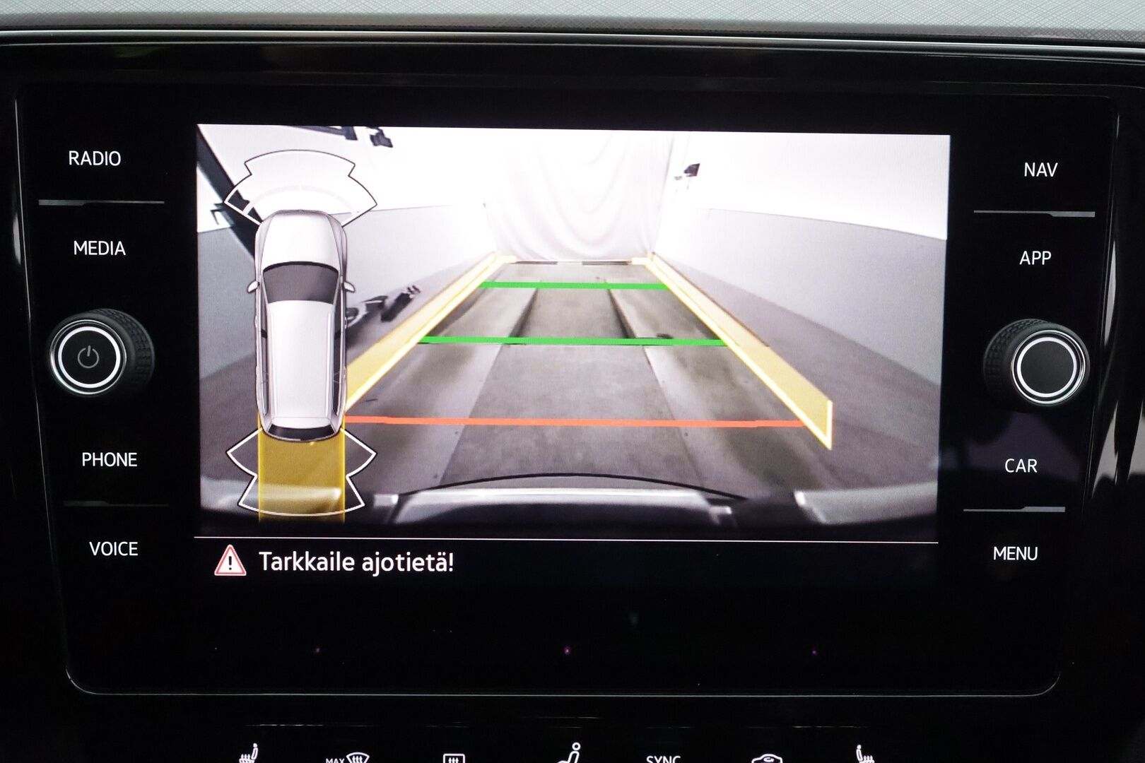 Volkswagen Passat 2021 Variant GTE Premium Plug-In Hybrid 160 kW DSG-automaatti * ACC / Webasto / Koukku / Matrix-LED / P.kamera / Keyless * - Akku kuntotarkastettu / Merkkihuollettu / Kahdet renkaat / Koti & Kauppalataus