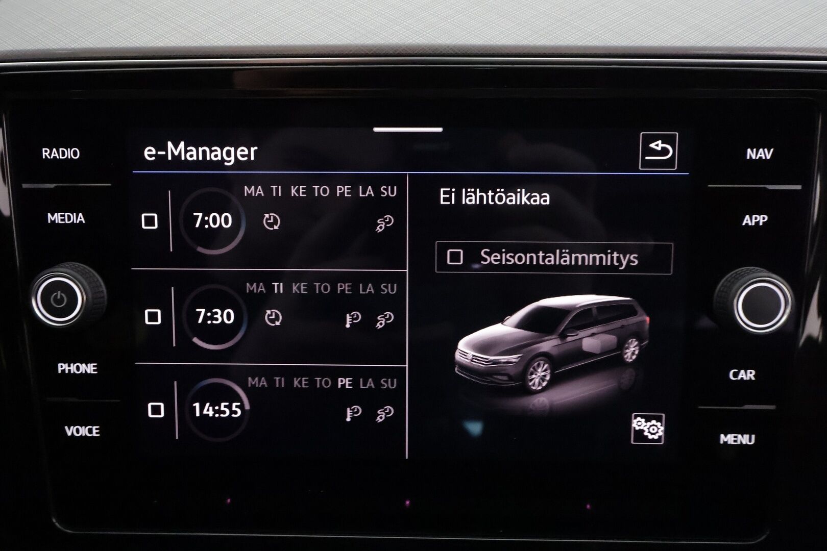 Volkswagen Passat 2021 Variant GTE Premium Plug-In Hybrid 160 kW DSG-automaatti * ACC / Webasto / Koukku / Matrix-LED / P.kamera / Keyless * - Akku kuntotarkastettu / Merkkihuollettu / Kahdet renkaat / Koti & Kauppalataus