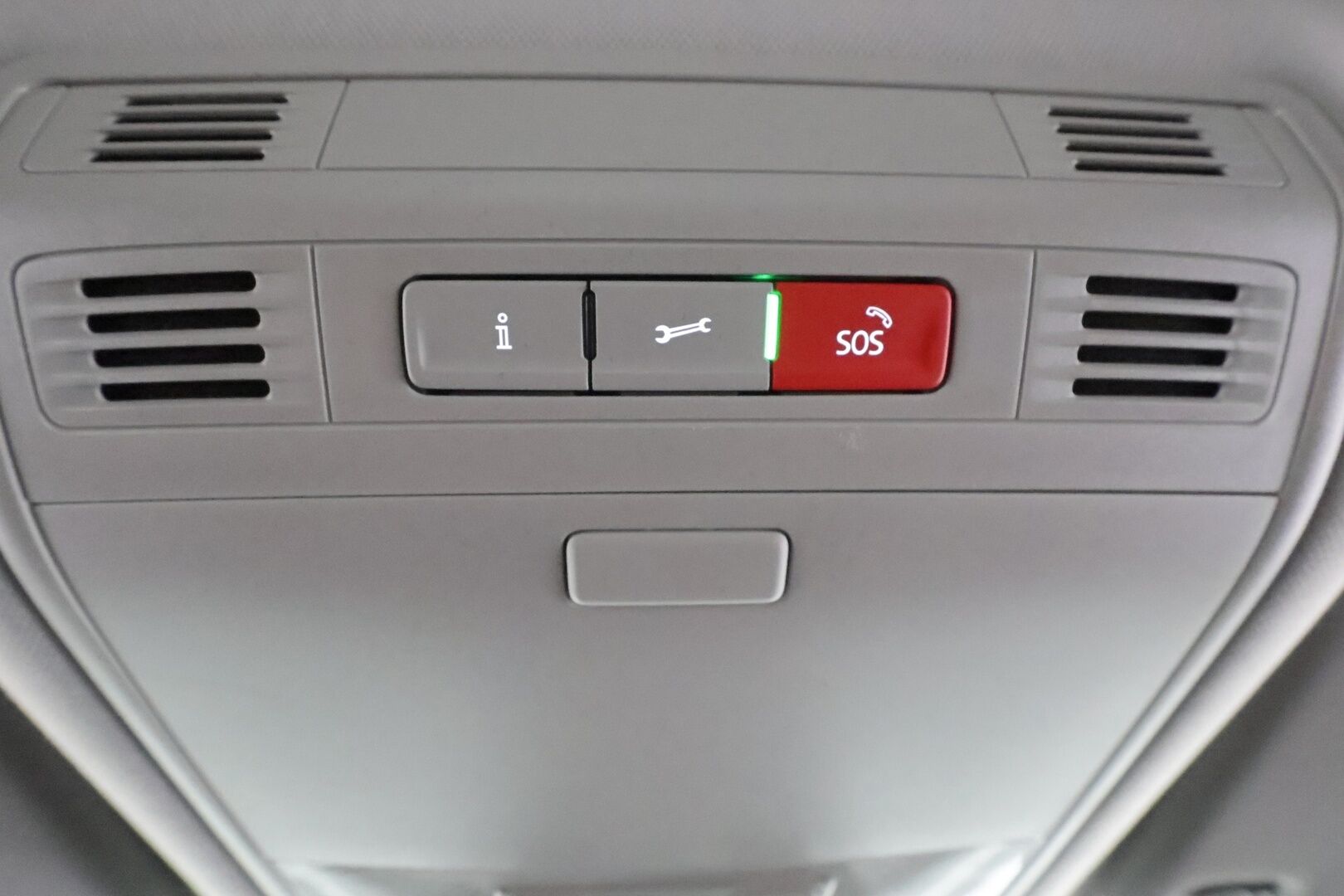 Volkswagen Passat 2021 Variant GTE Premium Plug-In Hybrid 160 kW DSG-automaatti * ACC / Webasto / Koukku / Matrix-LED / P.kamera / Keyless * - Akku kuntotarkastettu / Merkkihuollettu / Kahdet renkaat / Koti & Kauppalataus