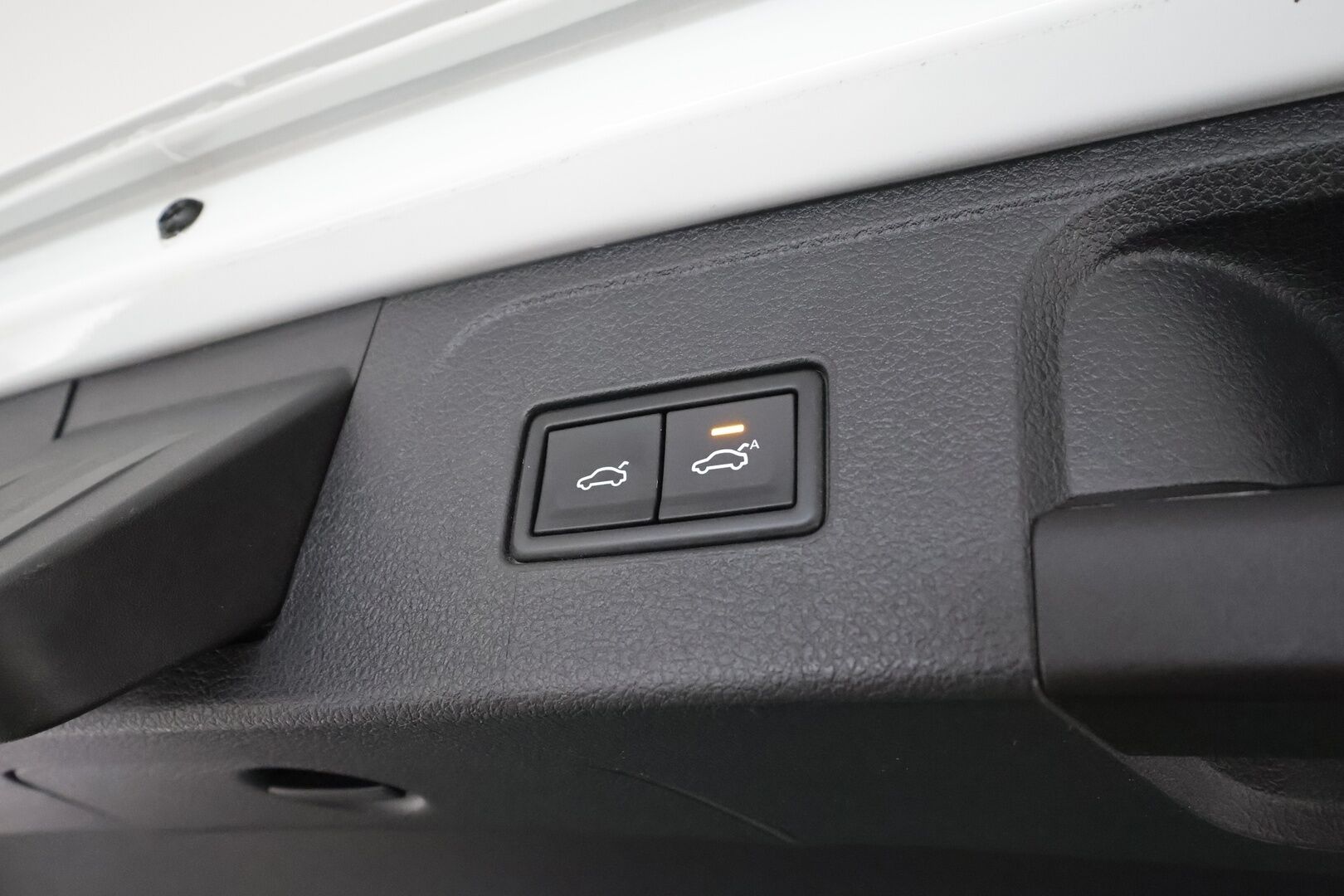 Volkswagen Passat 2021 Variant GTE Premium Plug-In Hybrid 160 kW DSG **Webasto / Koukku / ACC / Adapt.LED / P.kamera / Navi / Kaistavahti** - Suomi-auto / 2x Latauskaapelit / Kahdet Renkaat 