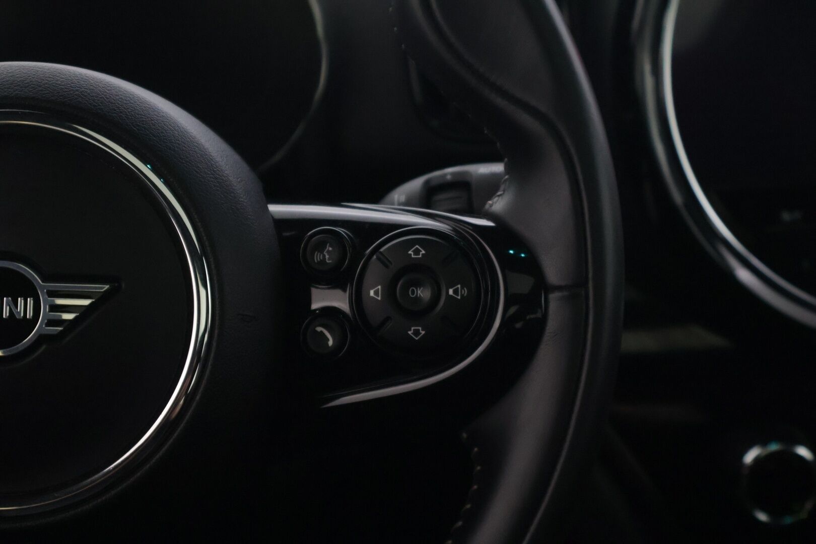 MINI Countryman 2021 Cooper SE ALL4 A Maximise - | H&K | ACC | HUD | P.Kamera | Panorama | Muistipenkki | Merkki huollettu | Nahkapenkit |