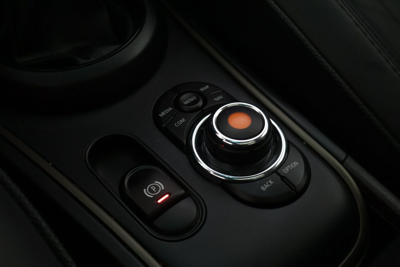 MINI Countryman 2021 Cooper SE ALL4 A Maximise - | H&K | ACC | HUD | P.Kamera | Panorama | Muistipenkki | Merkki huollettu | Nahkapenkit |