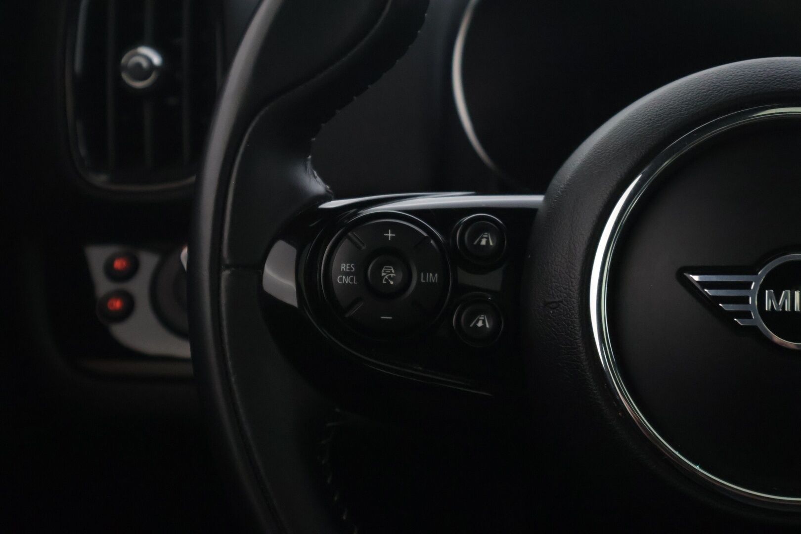 MINI Countryman 2021 Cooper SE ALL4 A Maximise - | H&K | ACC | HUD | P.Kamera | Panorama | Muistipenkki | Merkki huollettu | Nahkapenkit |